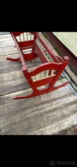 Predám starožitnu červenú kolísku - 3