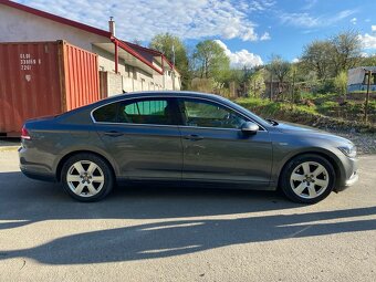 Volkswagen passat B8 2.0tdi 110kw 4MOTION r-line 2017 - 3
