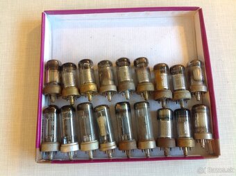 251 KUSOV ROZNYCH ELEKTRONIEK - 3