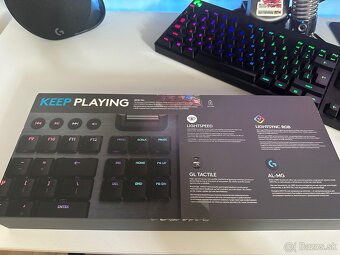 Logitech G915 TKL - 3