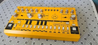 Behringer TD-3-AM - 3