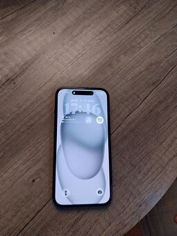 iPhone 15 128GB - 3