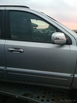 Predam dvere a kapotu na Kia Sorento 2,5 Crdi 125KW - 3