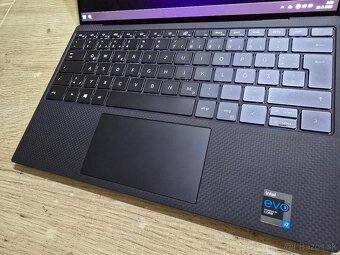 Dotykovy Dell XPS 13 9310 OLED s 3.5K displejom v super stav - 3
