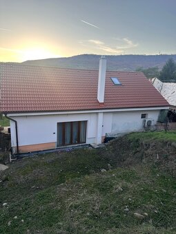 Dom 8km od okresného mesta - 3