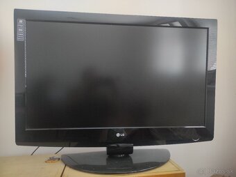 Predám televízor LG - 3