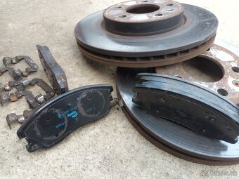 Přední Brzdy Chevrolet Captiva - 3