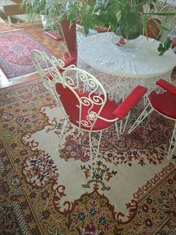 Predám 4 stoličky a stôl - 3