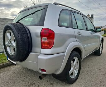 TOYOTA RAV4 2.0 D-4D 4X4 - 3