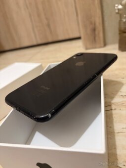 Predám IPhone XR 128GB - 3