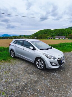 Hyundai i30 CW 1.6 benzín 99 kW - 3