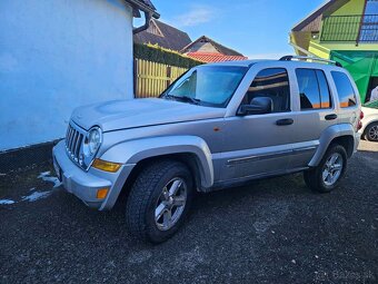 Jeep Cherokee - 3