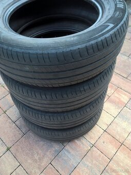 4 ks LETNÉ 215/65 R17 99V MICHELIN cca 5 mm LEN 19,99 €/kus - 3