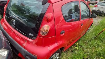 Peugeot 107 1.0i 50kw model 2010 - 3