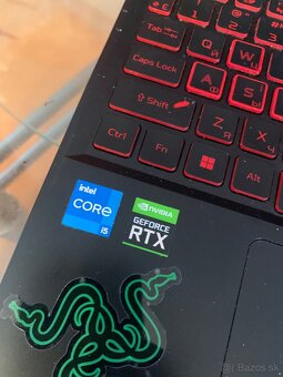 Predám herný notebook Acer na súčiastky alebo opravu. - 3
