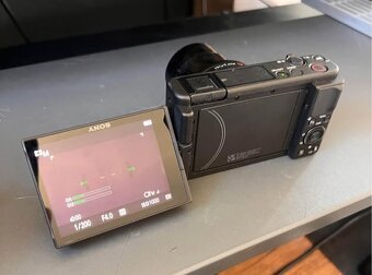 Sony ZV-1 - 3