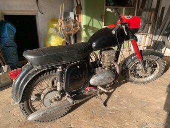 Predám Jawa panelka - 3