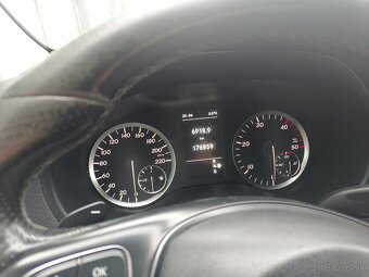 Mercedes Vito 2.2 100kw rok 2019 4x4 automat - 3