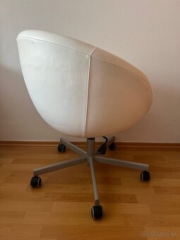 Darujem za odvoz - otočné kreslo Ikea - 3
