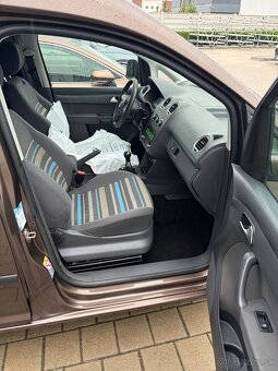 Predám VW Caddy Maxi, 1.6 TDi, 75kW, r.2012 - 3