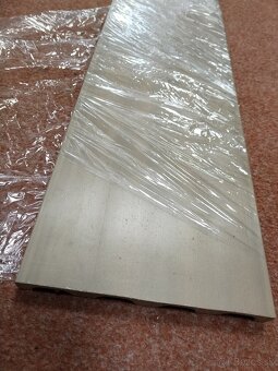 Plastová doska 200x20 - 3
