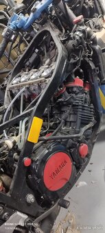 Yamaha fz 750 - 3