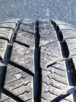 195/60 r15 - 3