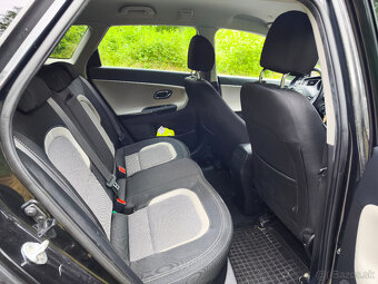 Kia Ceed SW 1.6 crdi - vozidlo je rezervované - 3