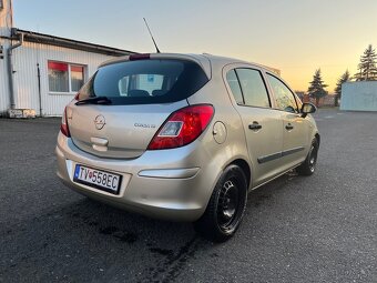 Opel Corsa - 3