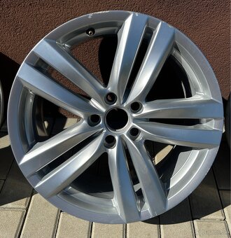Vw Kansas 5x112 R18 - 3
