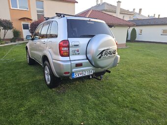 Toyota RAV4 2.0 D-4D 85KW - 3