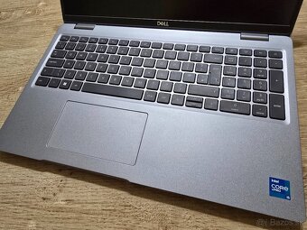 Dell Latitude 5520 s procesorom i5 11 generacie 16gb ram a 2 - 3