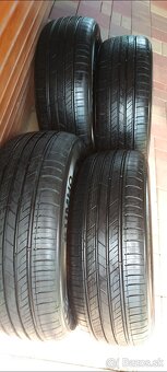 Letne plaste kumho solus hs 63 215/55r17 - 3