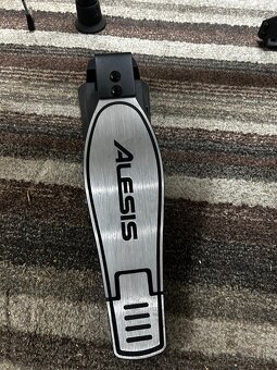 Alesis nitro mesh kit - 3