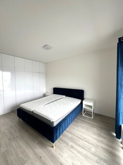 🌟3-izbový byt s obrovskou terasou a 2 garážové miesta 🌟 - 3