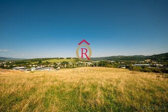 Na predaj slnečný stavebný pozemok 5 791 m² – Banská Bystric - 3