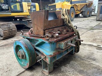 Čelusťovy drvič - 3