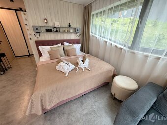 APARTMÁN - Komplet na mieru moderne zariadený s terasou v Hr - 3