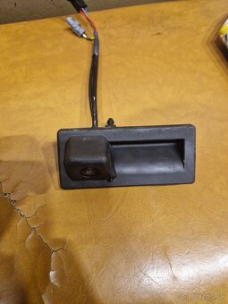 Cuvacia kamera Skoda, Vw, seat KA2 3V0827566N - 3