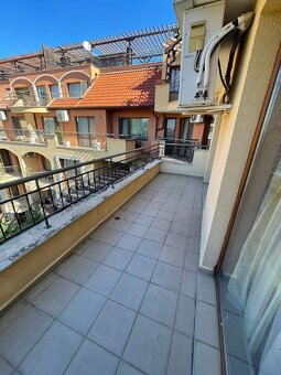 Penthouse s priestrannou terasou s vírivkou a panoramatickým - 3