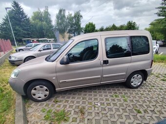 Citroen Berlingo 1.4i 130 000km 2005 - 3