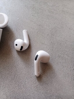 Apple Airpods 4 - 3