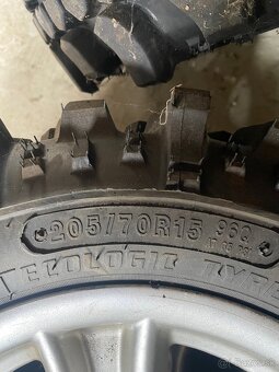 Predám T3 205/70 R15 - 3