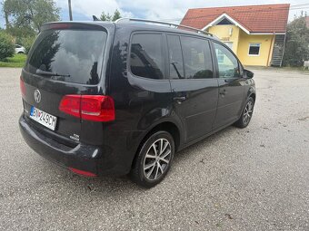 Vw Touran TDi 7miest - 3
