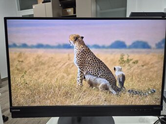4K monitor LENOVO 27" 60E2-GAR1-WW - 3