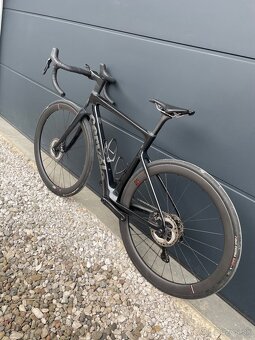 Cervelo Caledonia 5 - 3