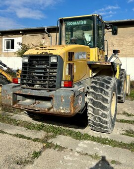 Kolesový nakladač Komatsu WA200 - 3