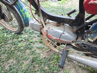 Prodám Mustang 23A r.v. 1972 - 3