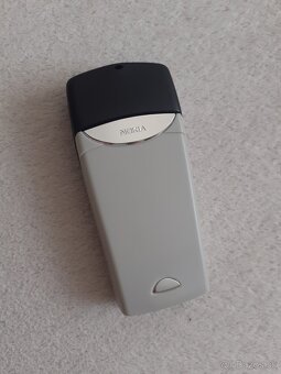 NOKIA 8310 - 3