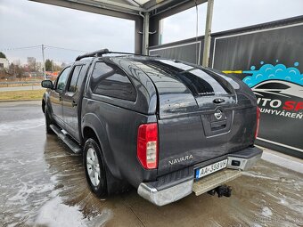 Predam Nissan Navara 2.5  manual 126 kw - 3